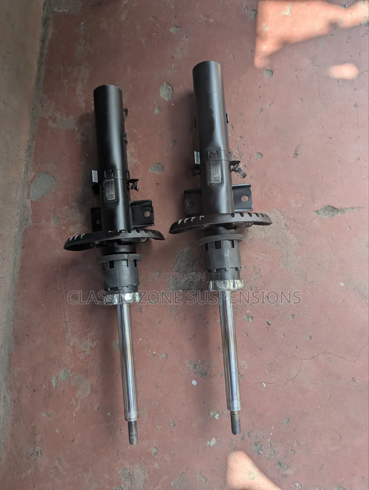 Volkswagen Polo Shock Absorbers.