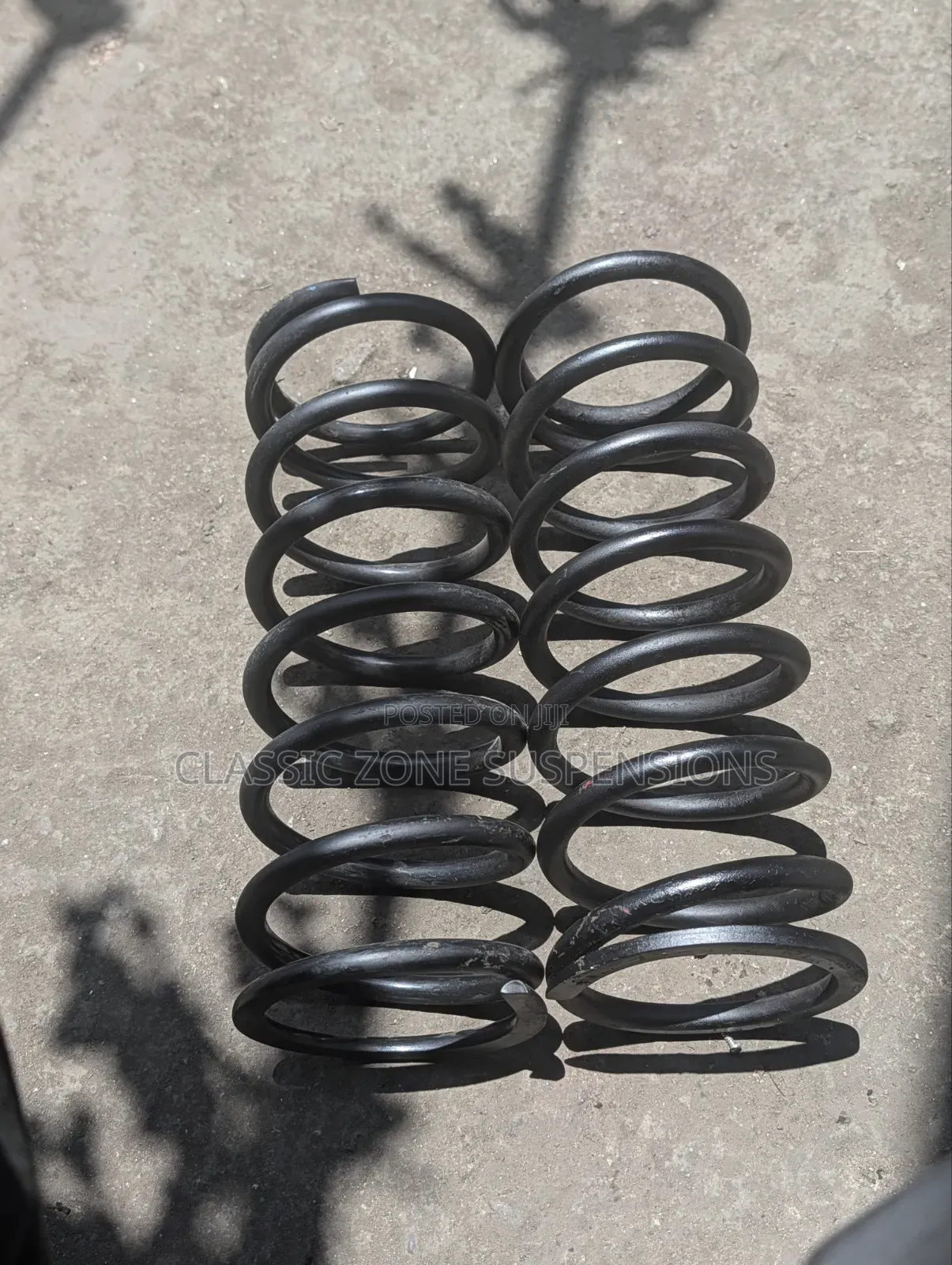Land Rover Defender 110 Heavy Duty Springs.
