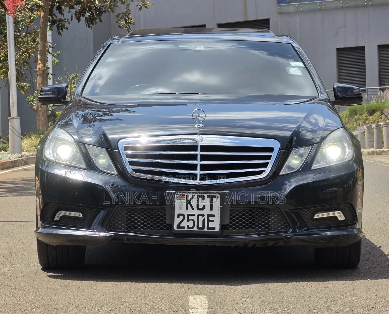 Mercedes-Benz E250 2011 Black