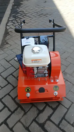 Titan Forward Plate Compactor(C120)