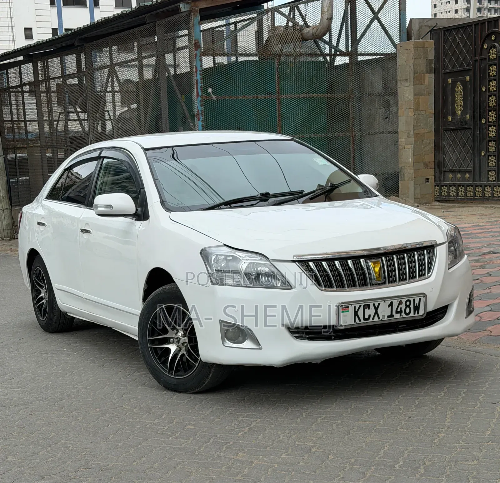 Toyota Premio 1.8 FWD 2012 Pearl