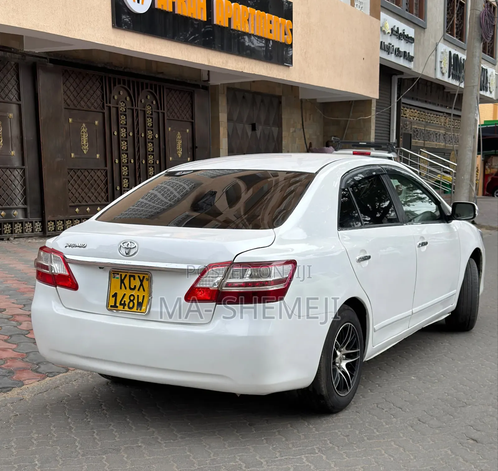 Toyota Premio 1.8 FWD 2012 Pearl