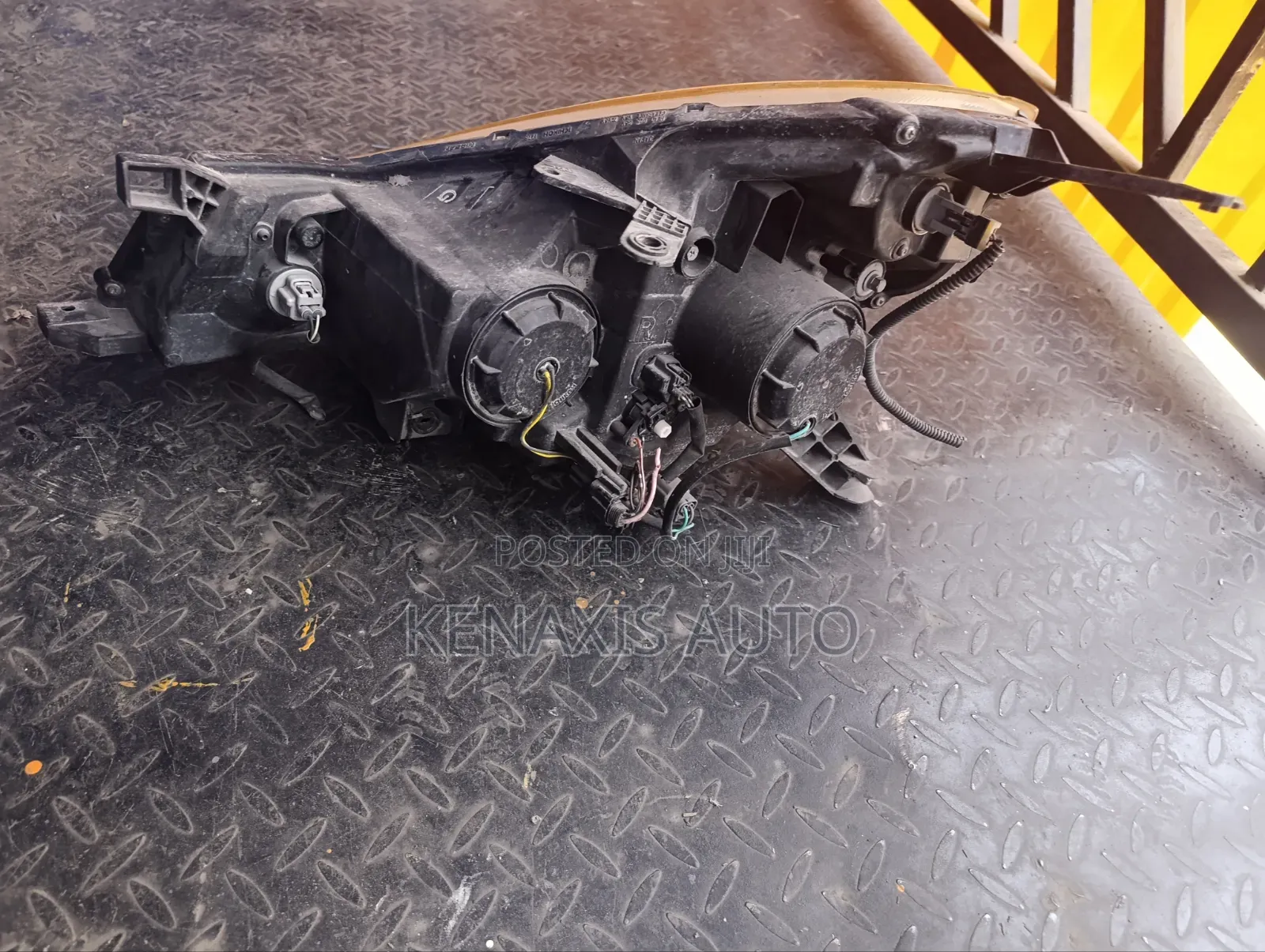 Wingroad Y12 Xenon Headlight