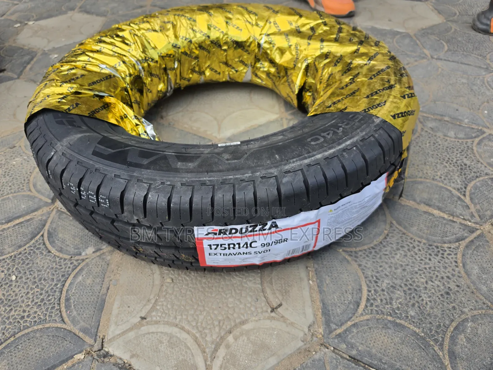 175 R14 Arduzza Tires (Commercial)