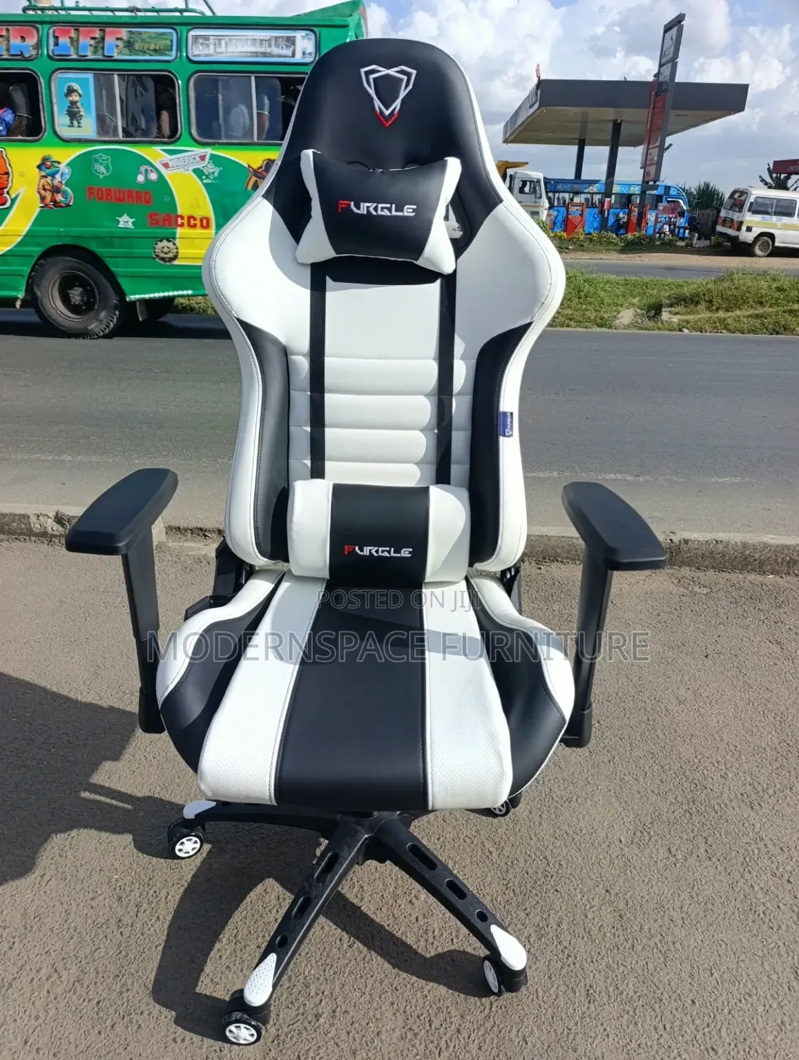 Gamers Luxury Gaming Chair