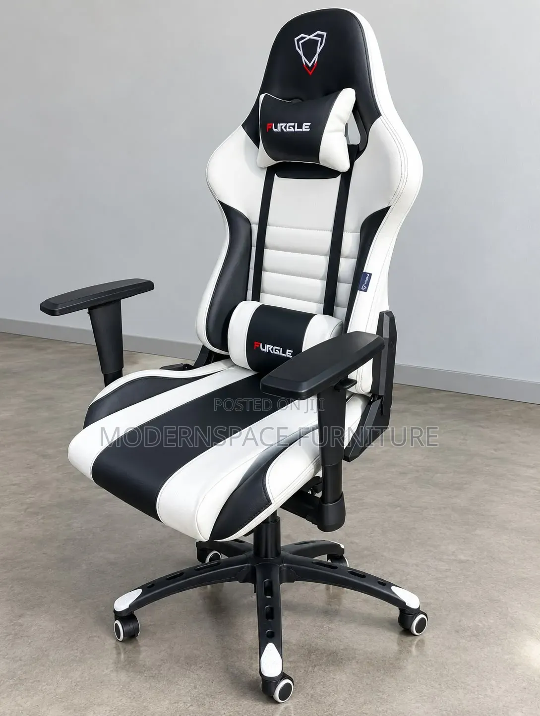 Gaming Chairs: Black and White Gaming Chair