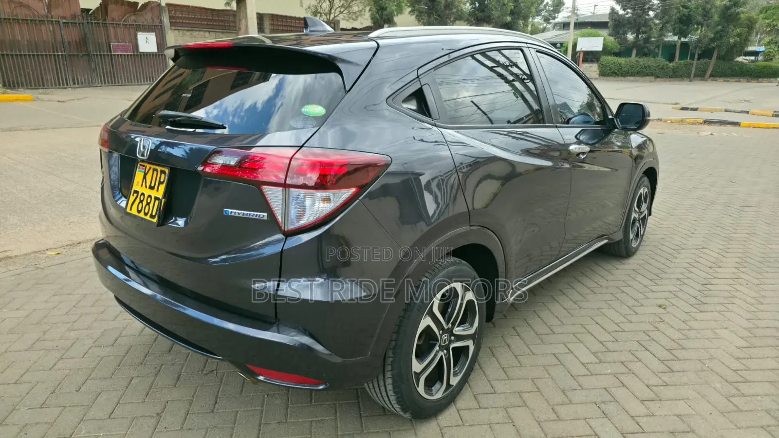Honda Vezel 1.5 Hybrid 2WD 2016 Black