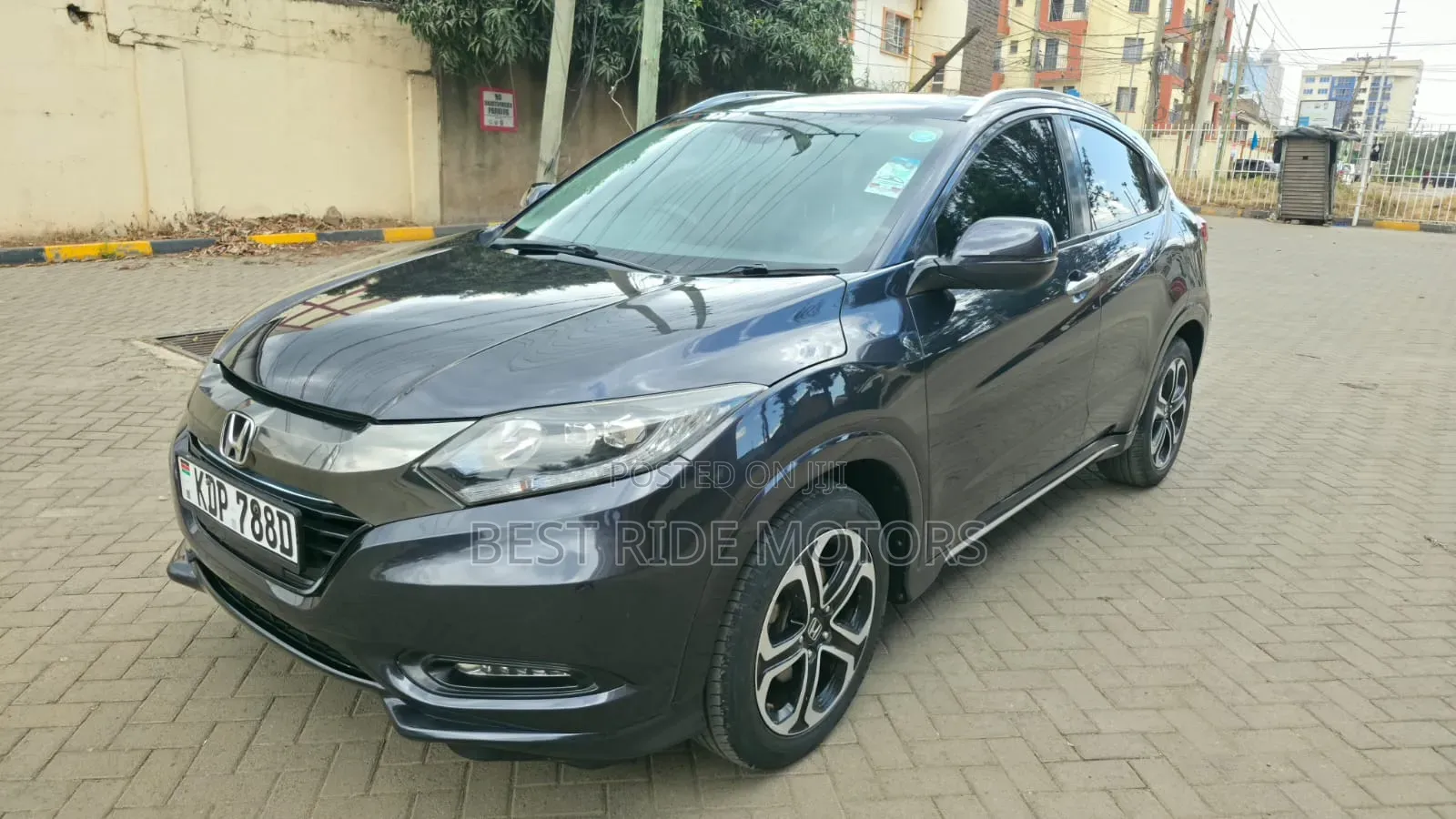 Honda Vezel 1.5 Hybrid 2WD 2016 Black