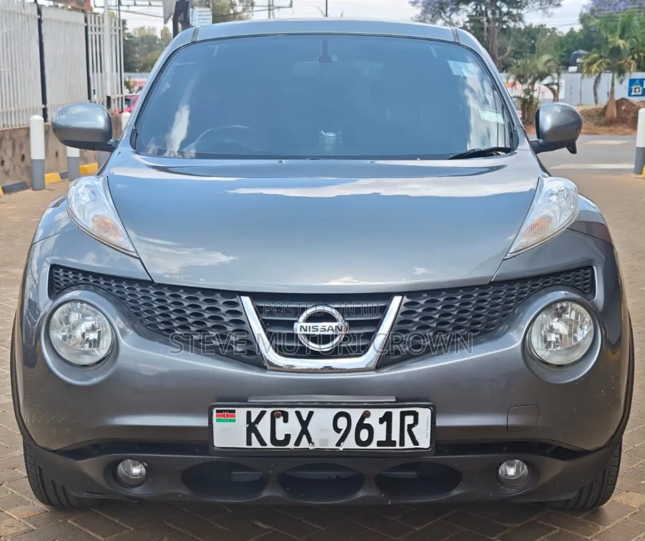 Nissan Juke 2012 Gray