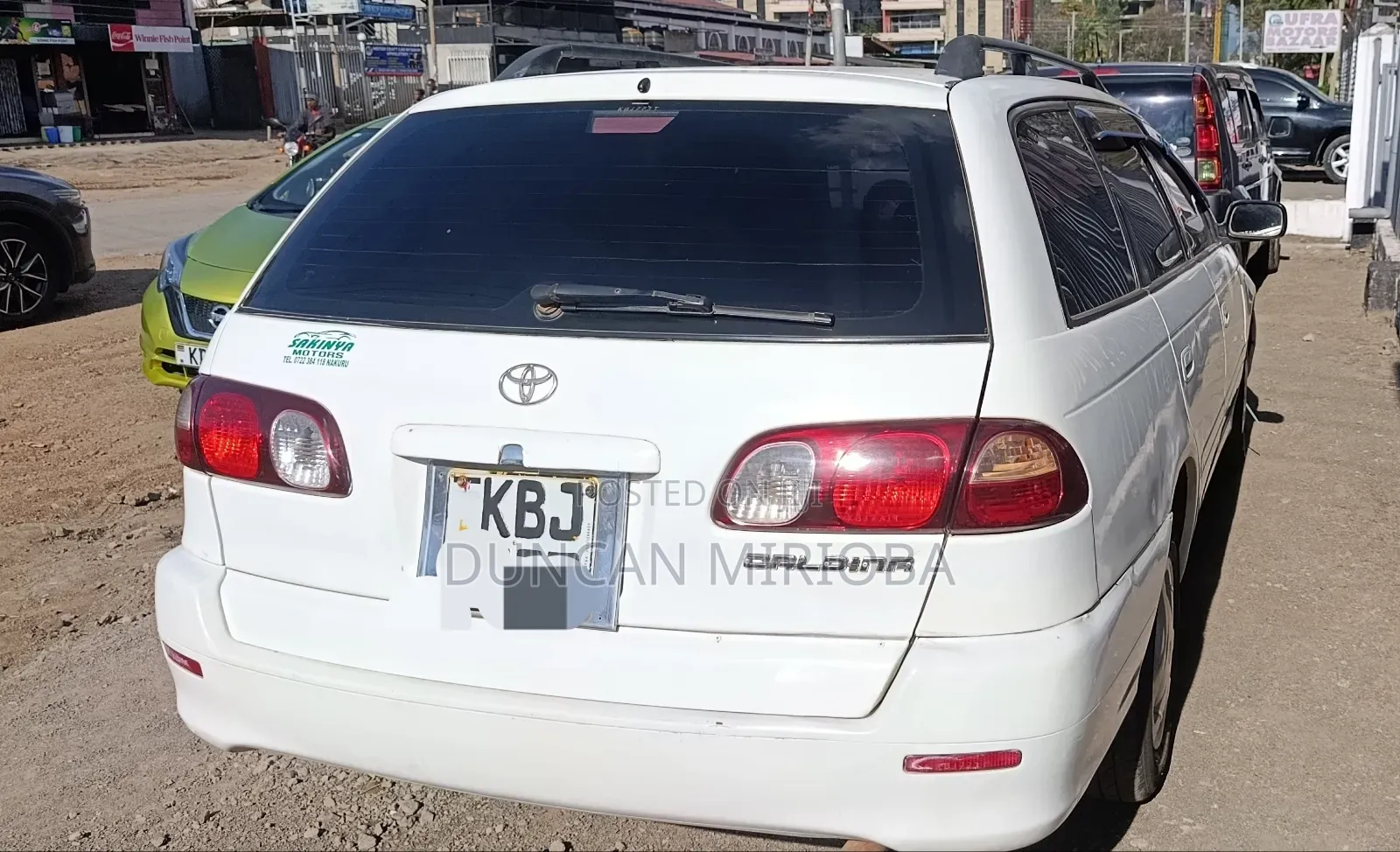Toyota Caldina 2001 White