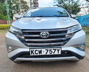Toyota Rush 2019 Silver