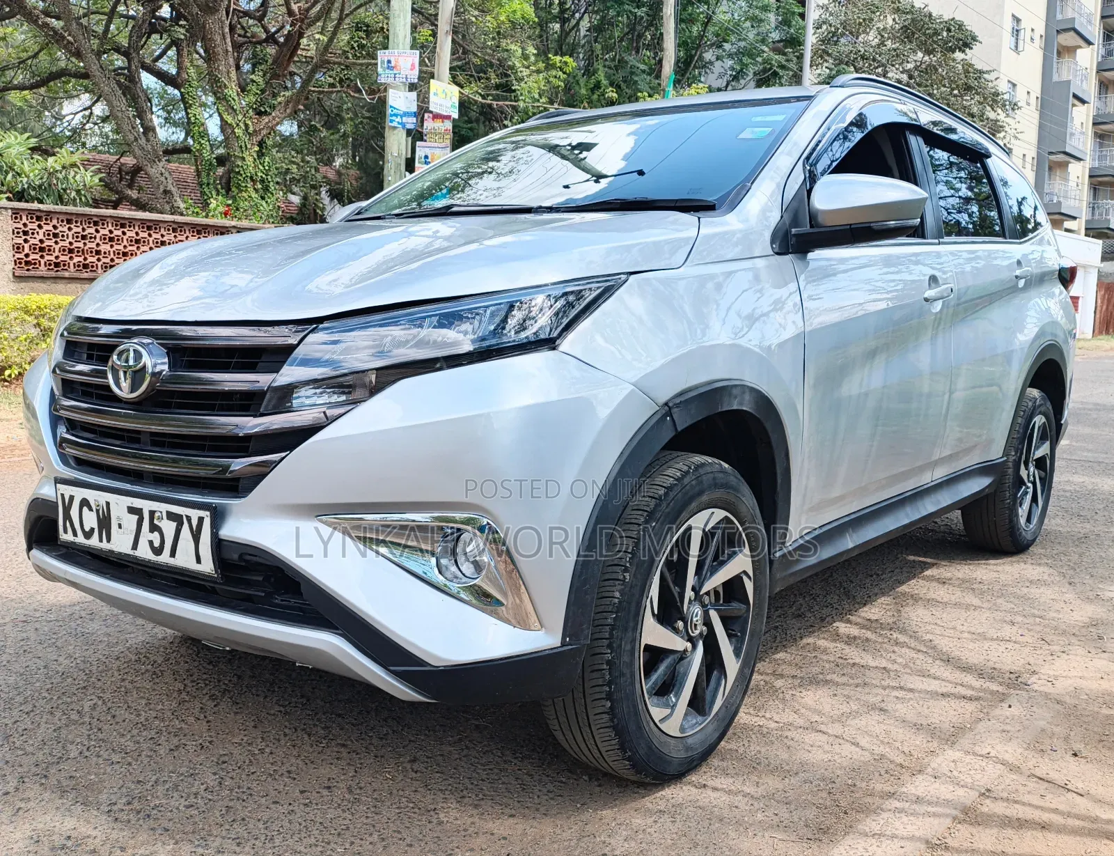Toyota Rush 2019 Silver