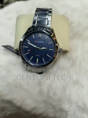 Curren 8452 Men's Fashion Wristwatch – KSh 3,000