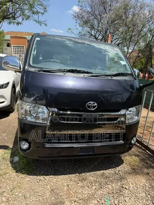 Toyota HiAce 2018 Black