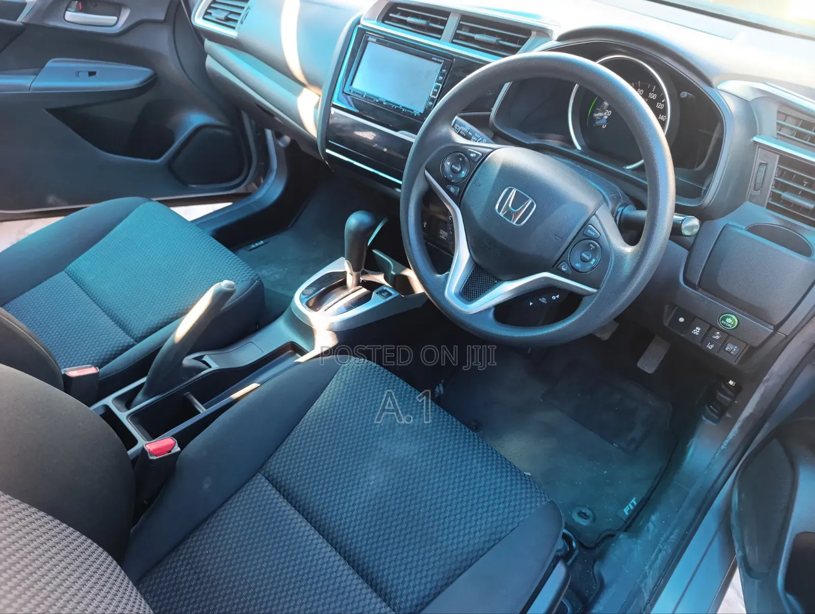 Honda Fit 2019 Off white