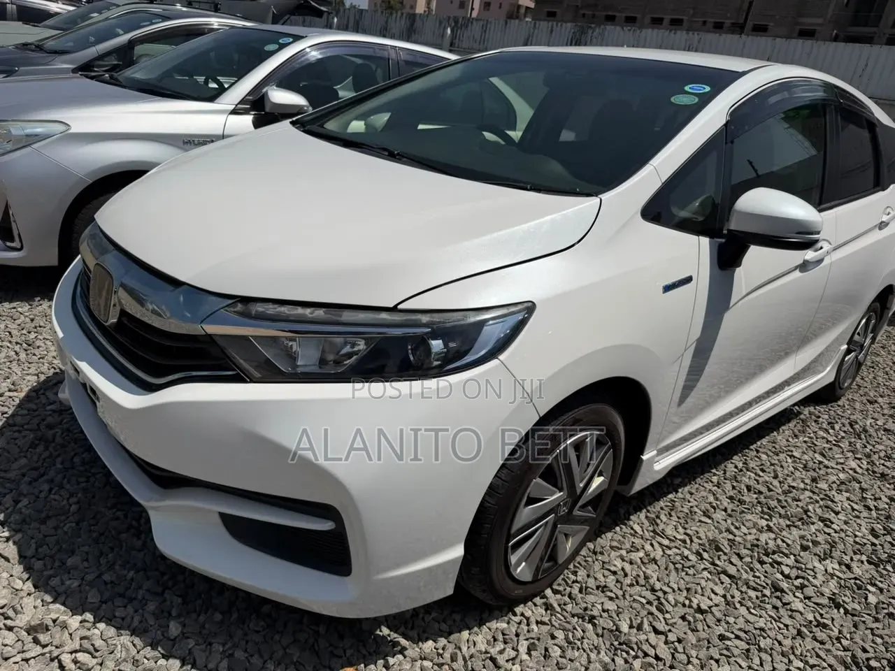 Honda Fit Shuttle 1.5 Hybrid 2WD 2019 White