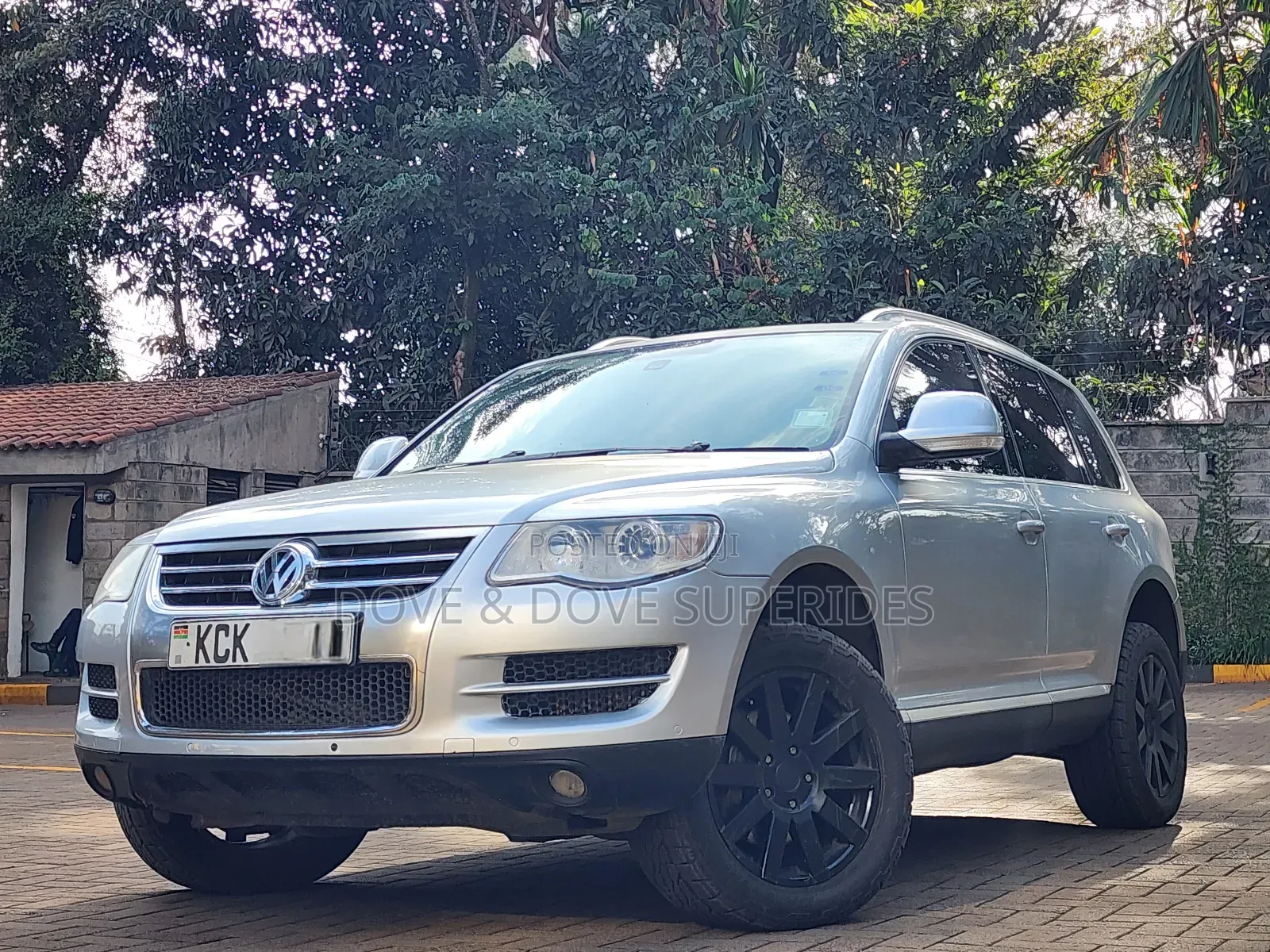 Volkswagen Touareg V6 TDI 2010 Silver