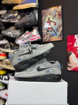 Nike Air Max 90 "Smoke Grey / Light Photo Blue" Sneakers