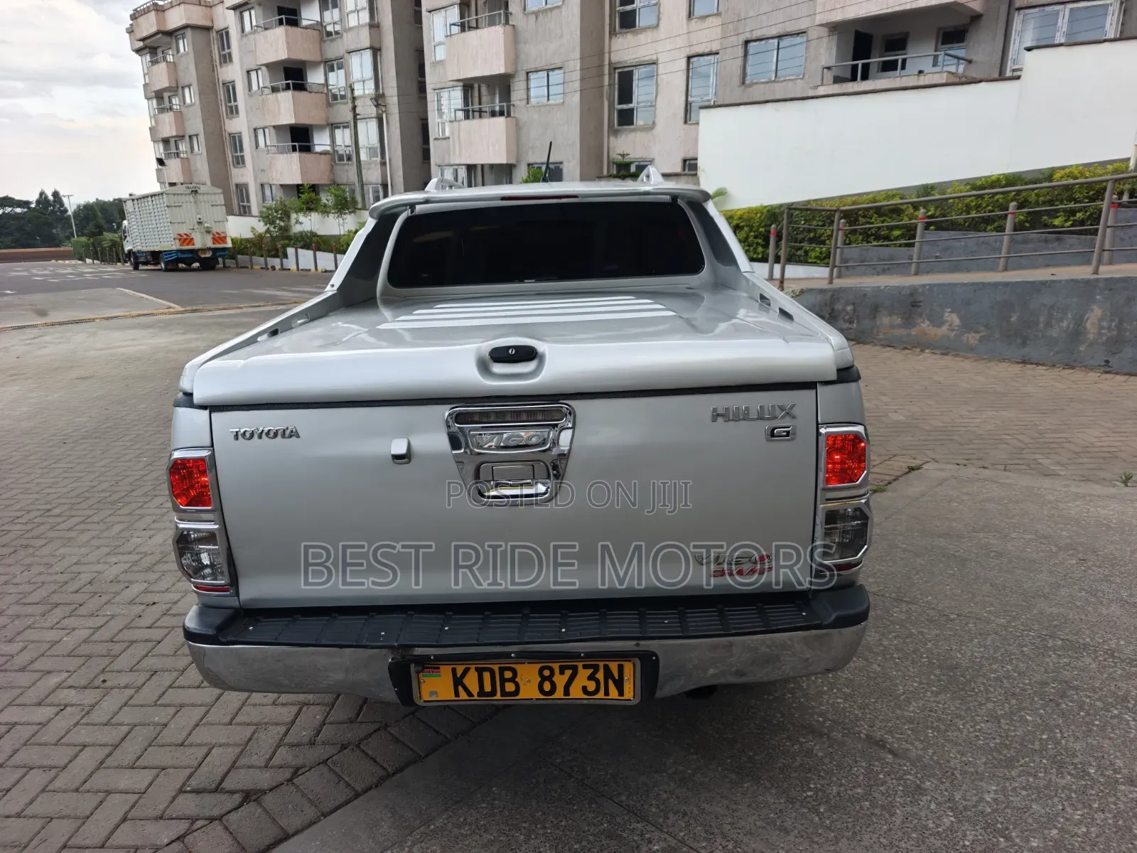 Toyota Hilux 3.0 D-4D 4x4 2013 Silver
