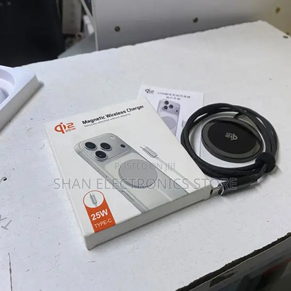 Easy Carry Magnetic Wireless Type-C Phone Charger