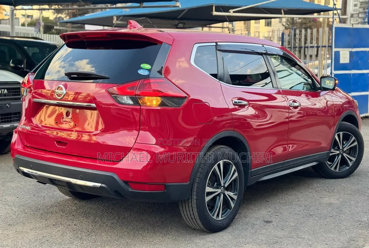 Nissan X-Trail 2019 Red