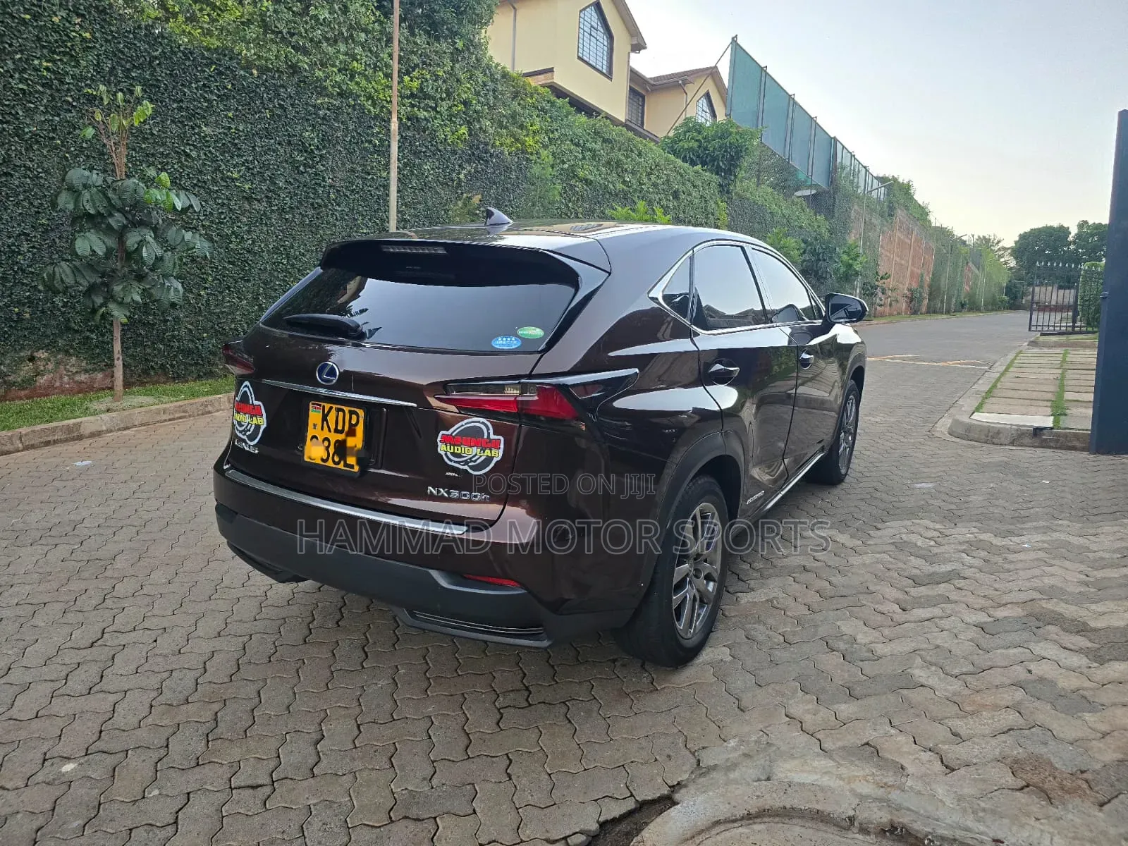 Lexus NX 300h FWD 2017 Burgundy
