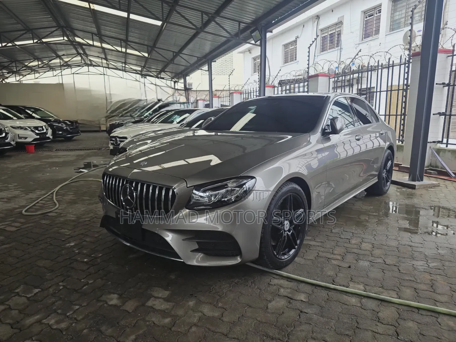 Mercedes-Benz E200 2019 Brown