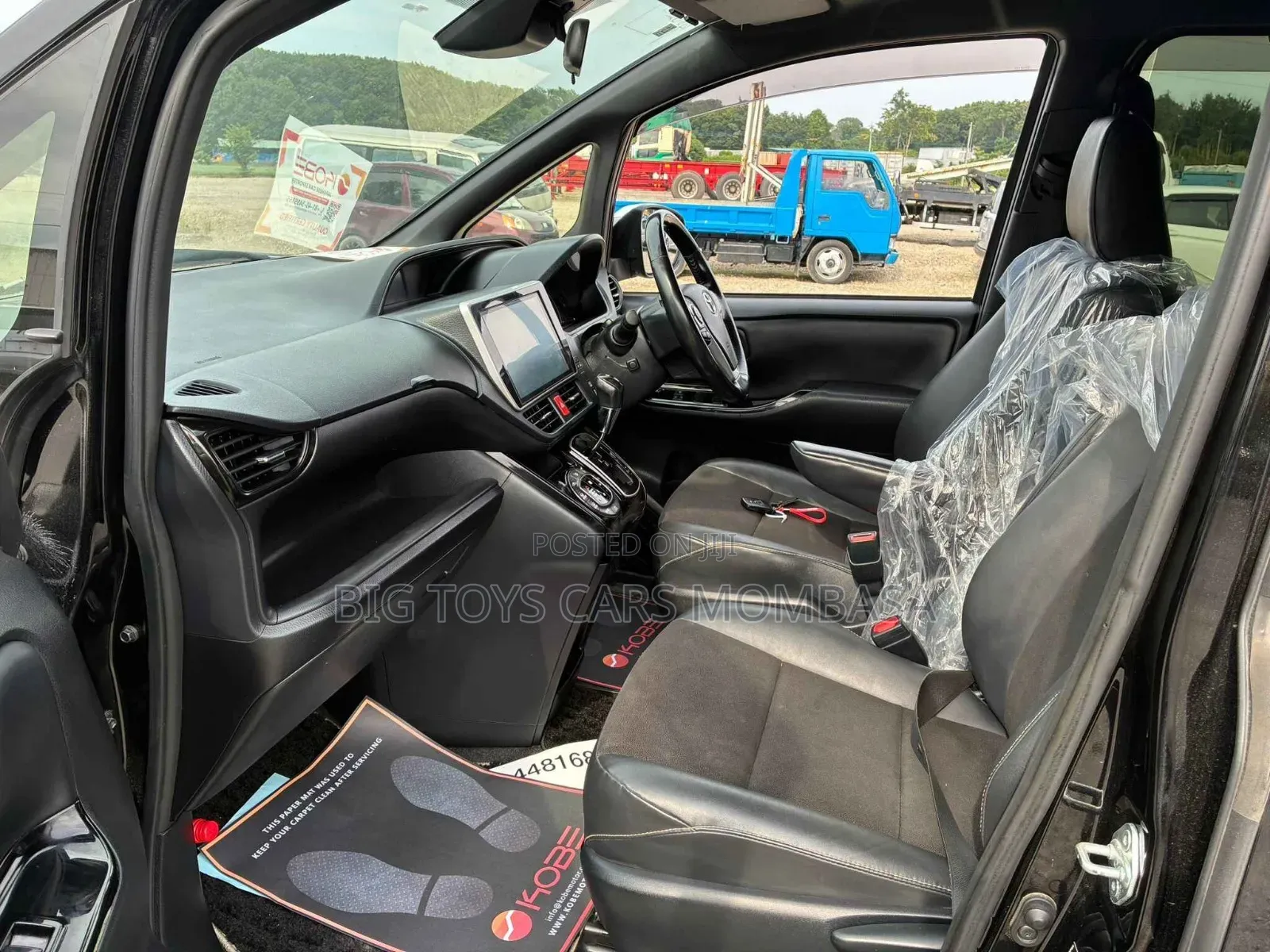 Toyota Noah 2020 Black