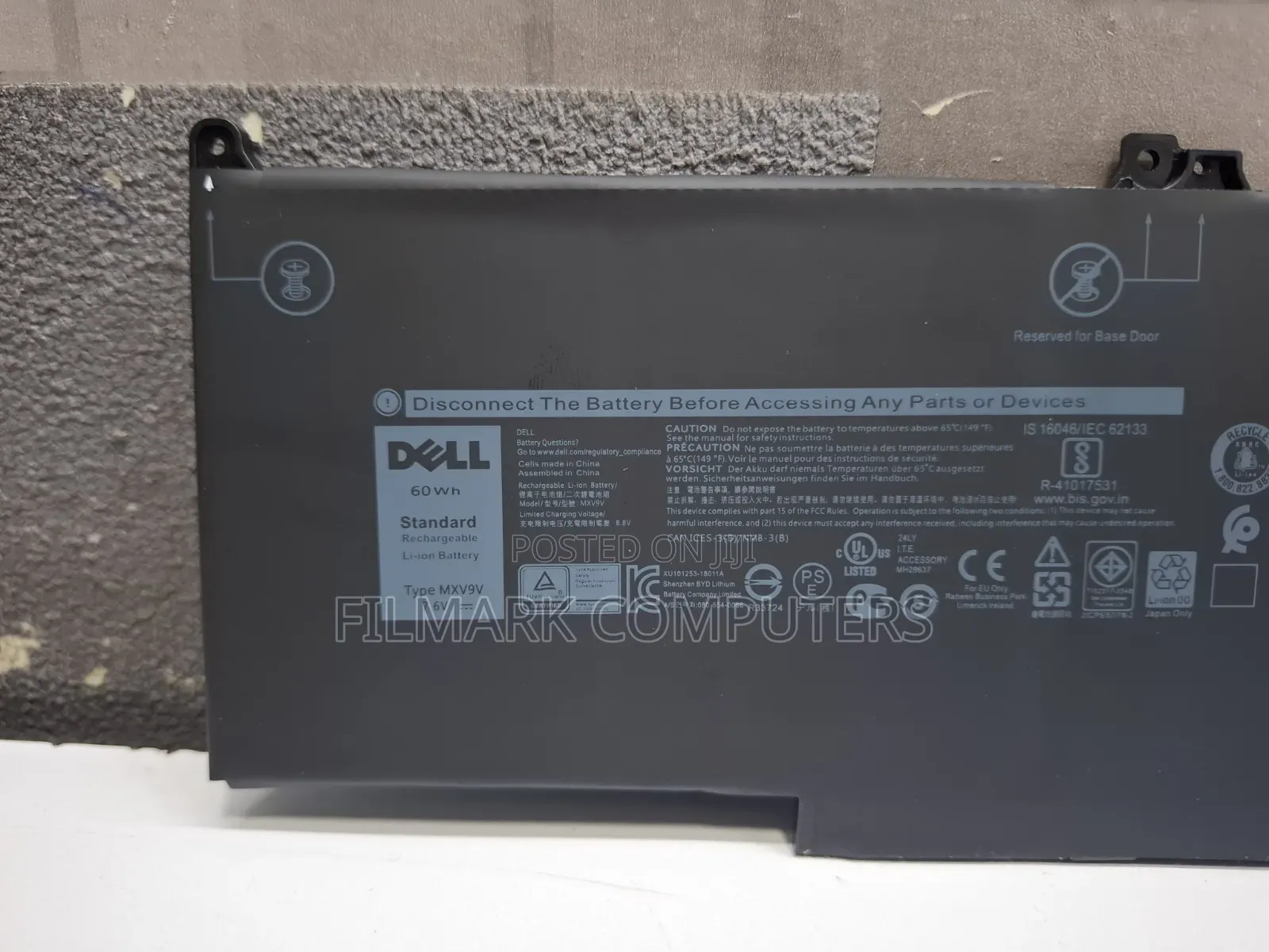 Original Dell Type MXV9V Internal Rechargeable Laptop Battery