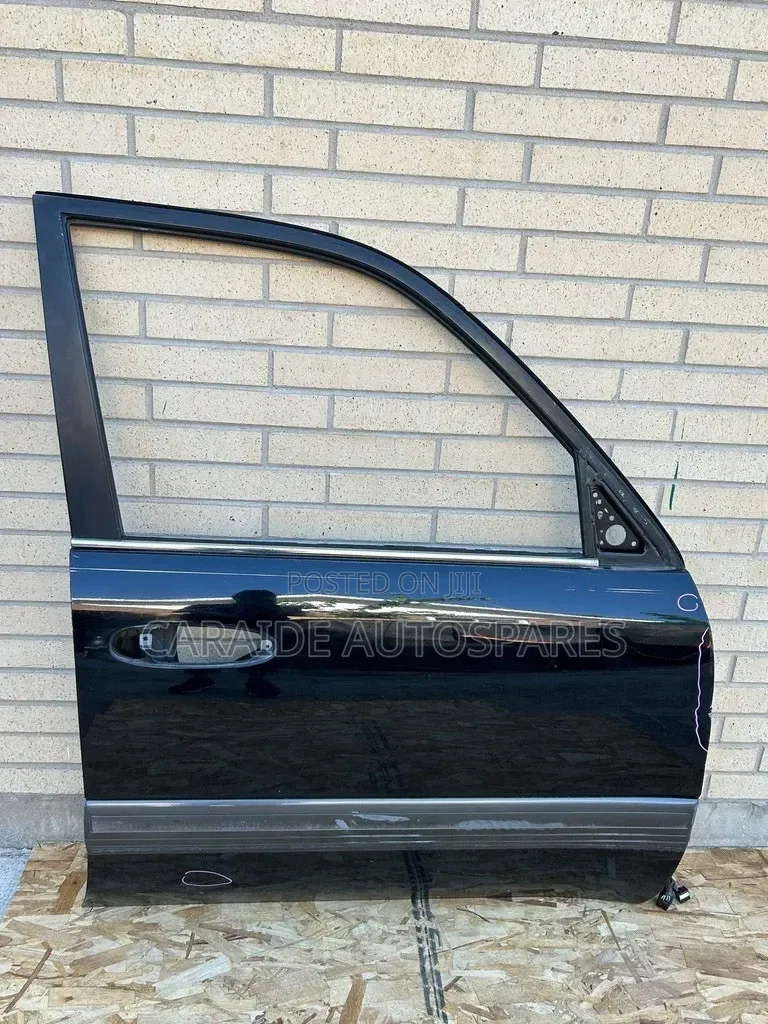 LC 300 Front Doors