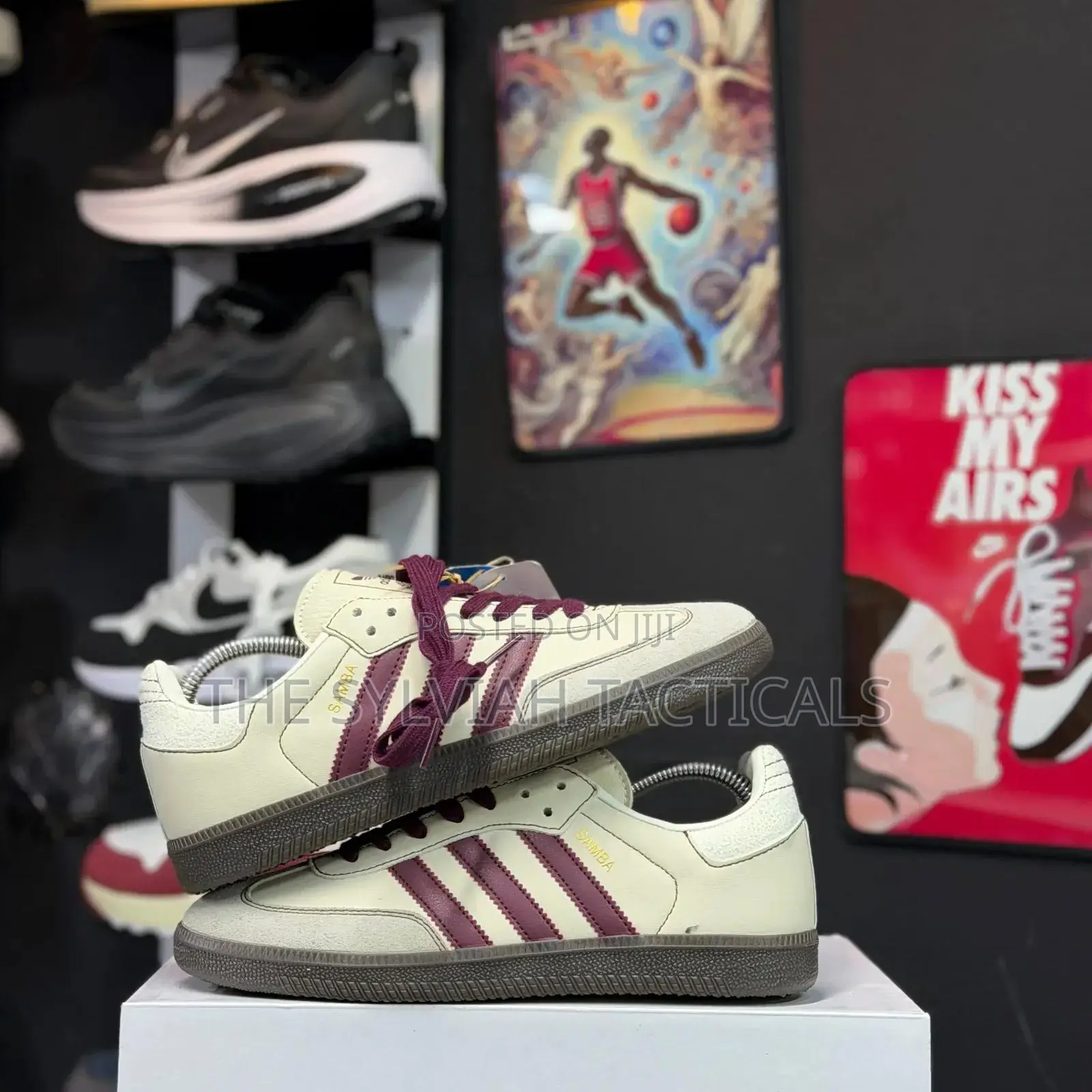 Original Adidas Samba OG "Wonder White/Maroon".
