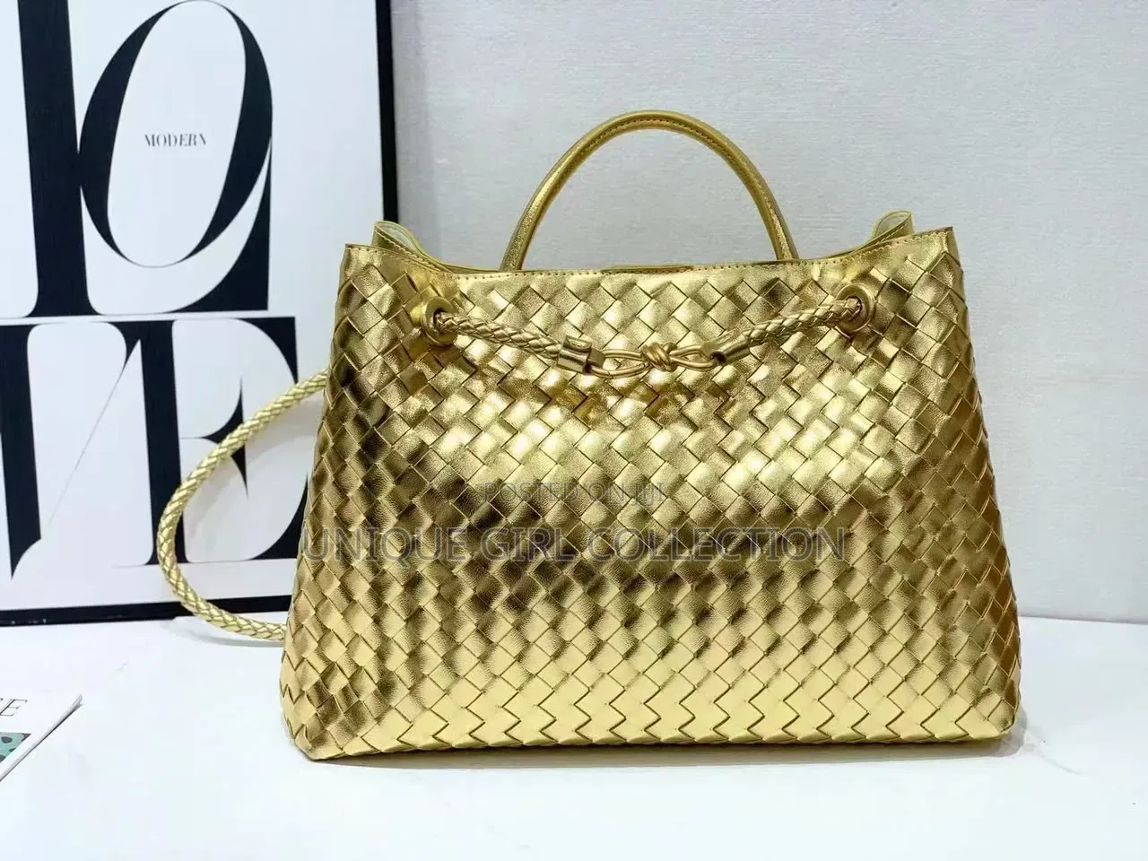 Exquisite Woven Leather Tote Bag With Gold Knot Hardware