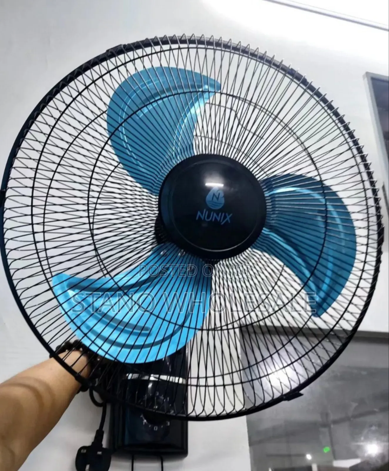 Nunix 18inch Wall Fan With Metal Blades
