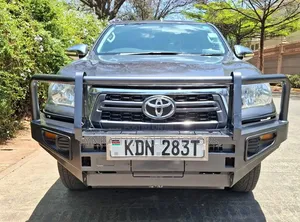 Toyota Hilux 2017 Gray