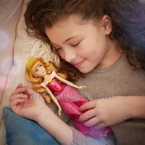 Disney Princess Royal Shimmer Doll