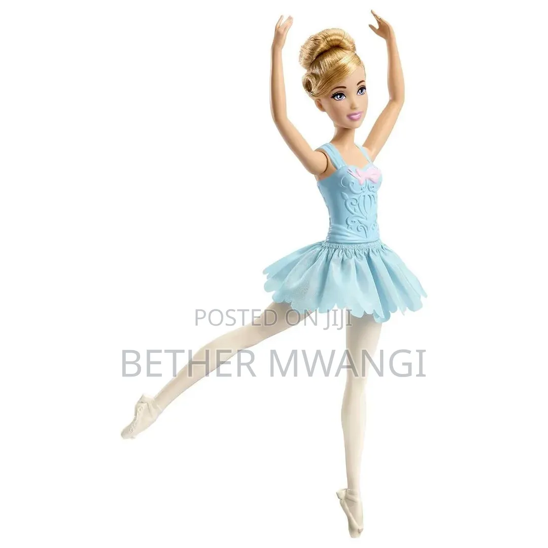 Disney Princess Ballerina Cindarella Doll