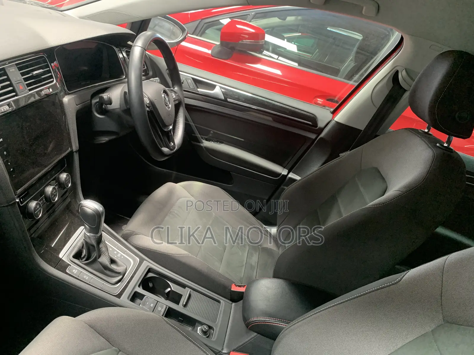 Volkswagen Golf Variant 2019 Red