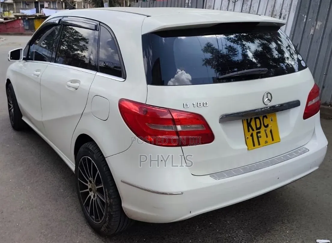 Mercedes-Benz B-Class 2014 White