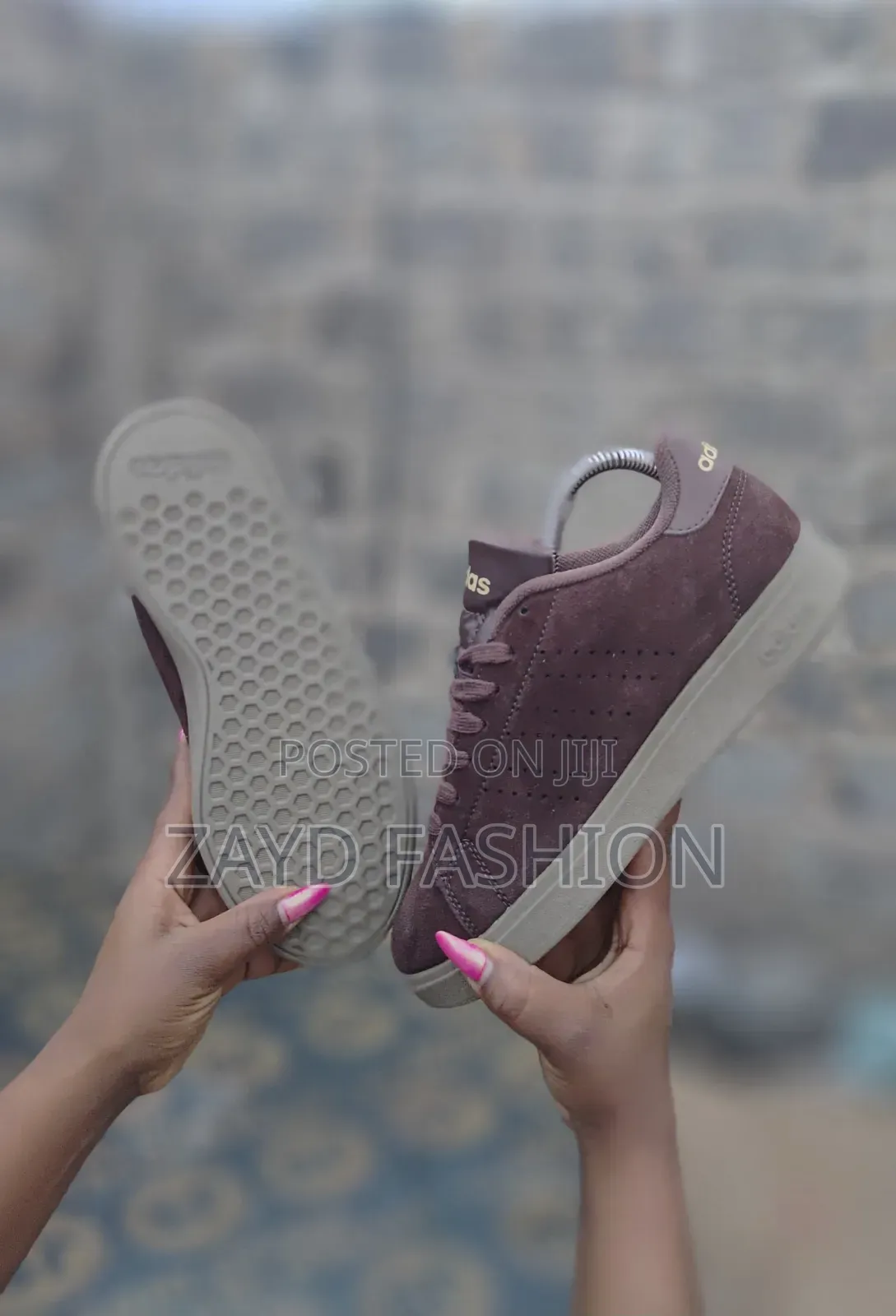 Adidas Advantage Base 2.0 Brown