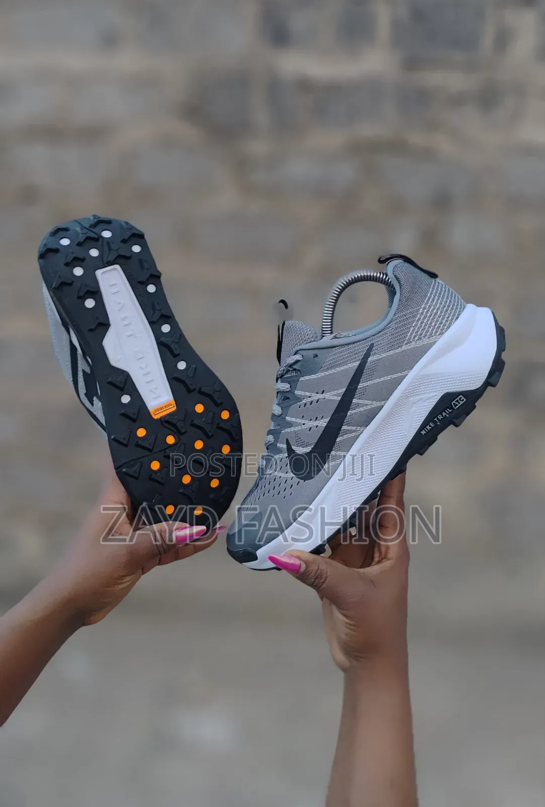 Nike Wildhorse 10 Trail Grey Running Shoes