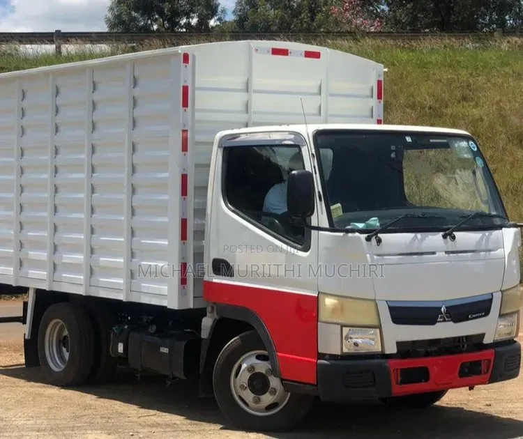 Mitsubishi Canter Truck 2017 White