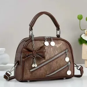 Trendy Women's Bow & Zipper Accent Handbag – Stylish Crossbody Bag