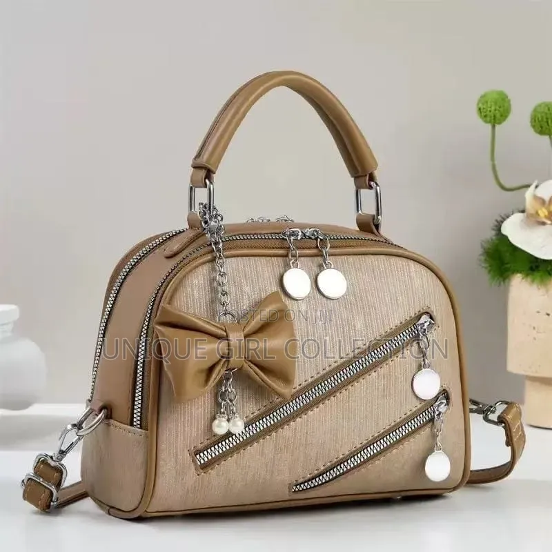 Trendy Women's Bow & Zipper Accent Handbag – Stylish Crossbody Bag