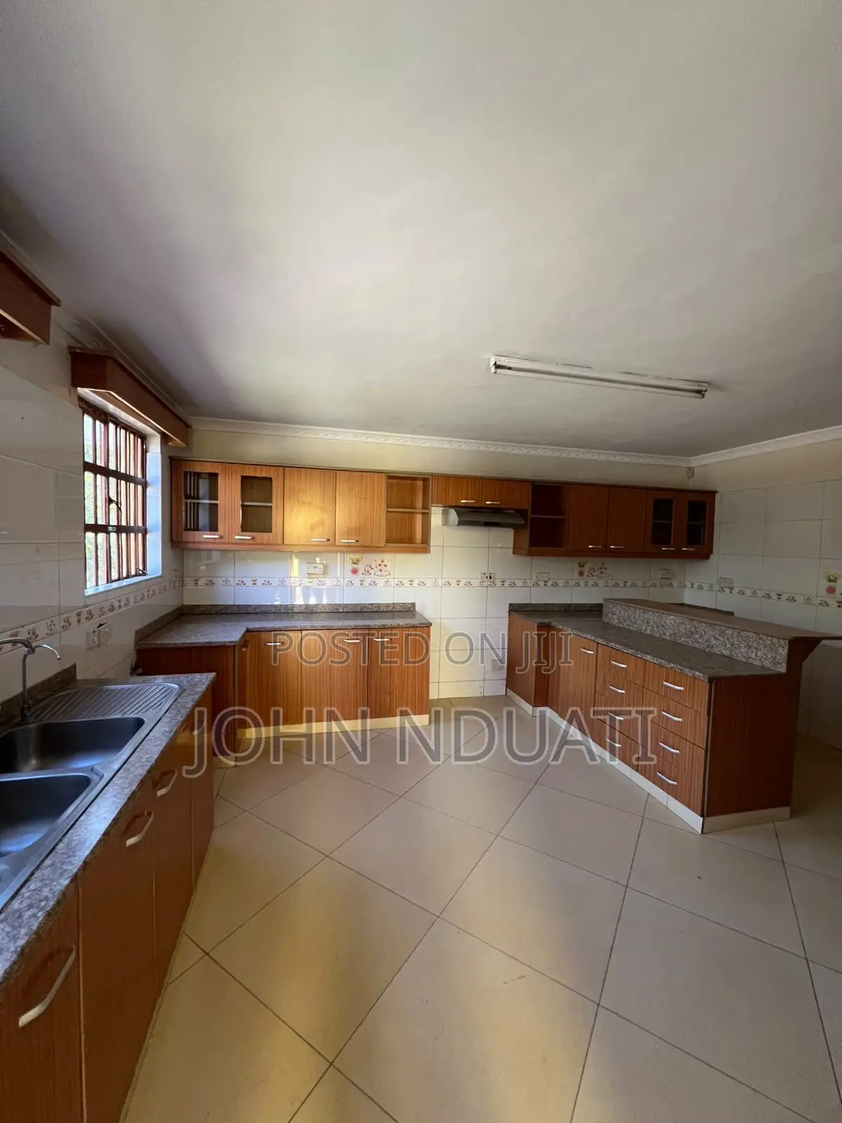 5bdrm Mansion in Runda for rent