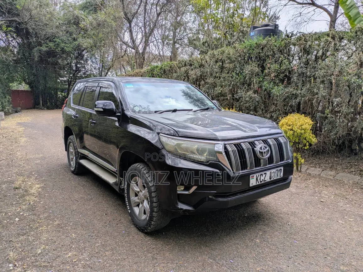 Toyota Land Cruiser Prado 2.7 i 2012 Black