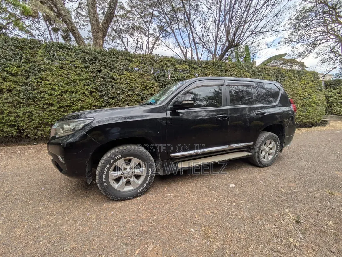 Toyota Land Cruiser Prado 2.7 i 2012 Black