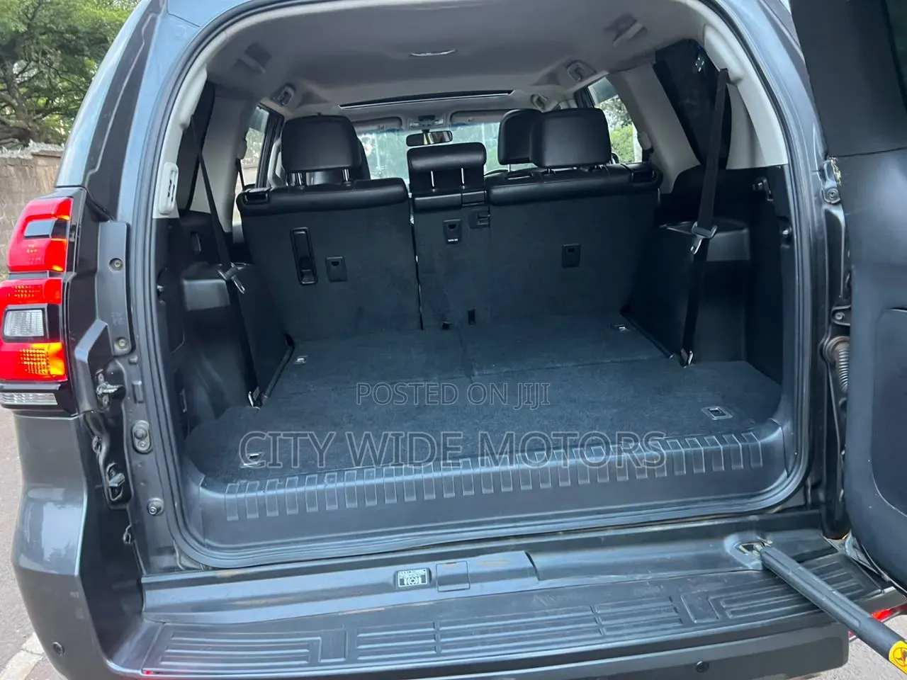 Toyota Land Cruiser Prado 2.8 2017 Black