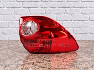 Tail Lamp / Taillight Nissan Wingroad Y12