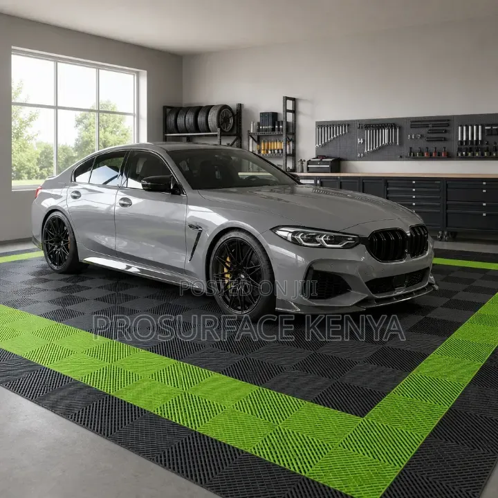Garage Floor Tiles in Black Grey and Yellow