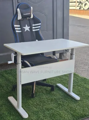 Manual Adjustable Desk